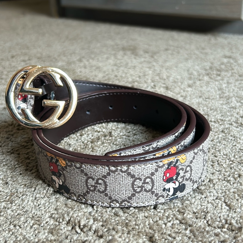Gucci belt